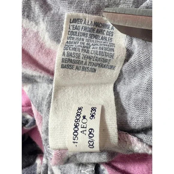 American Eagle Purple & White Floral Gradient Tank Top Womens Size M - Picture 9 of 9